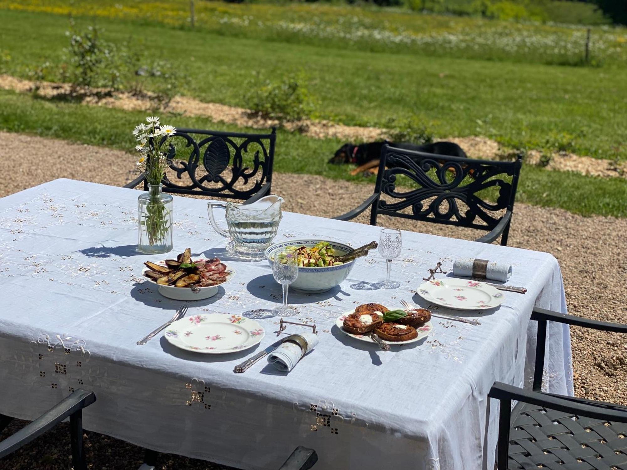 Etang-sur-Arroux Chateau De Vaux Morvan מראה חיצוני תמונה