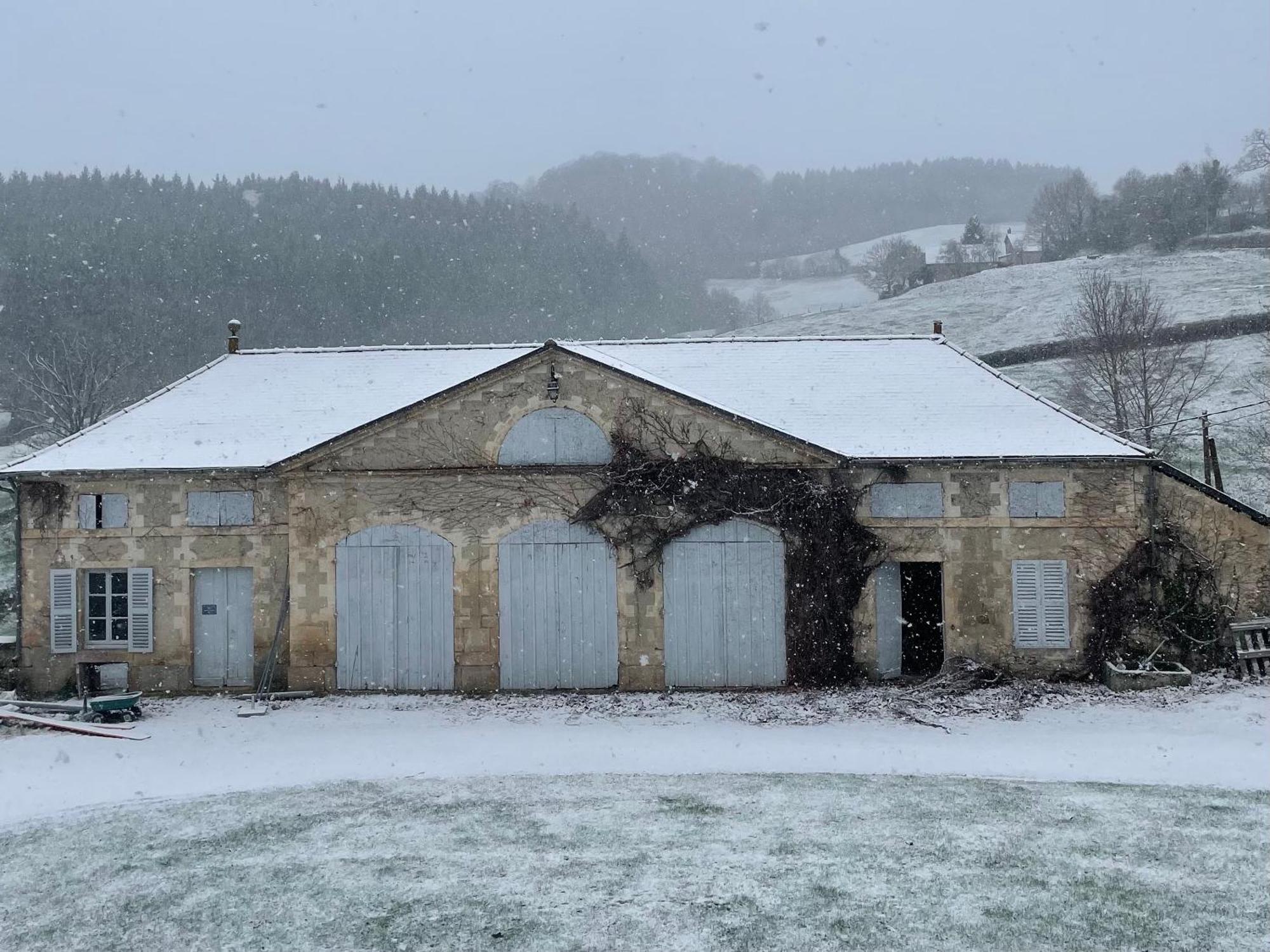 Etang-sur-Arroux Chateau De Vaux Morvan מראה חיצוני תמונה