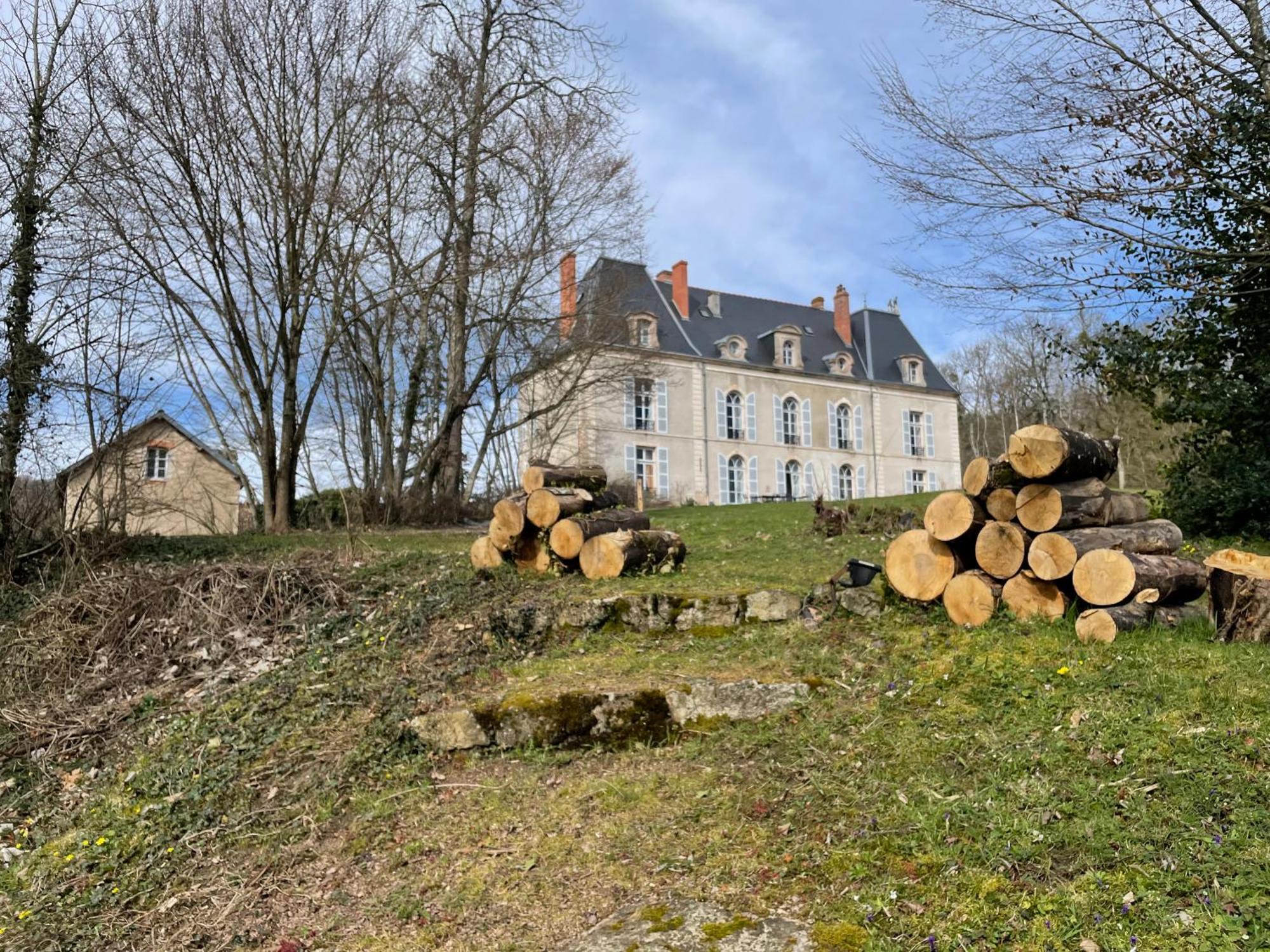 Etang-sur-Arroux Chateau De Vaux Morvan מראה חיצוני תמונה