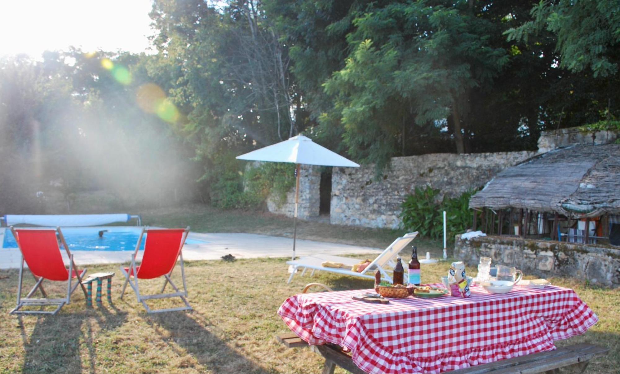 Etang-sur-Arroux Chateau De Vaux Morvan מראה חיצוני תמונה